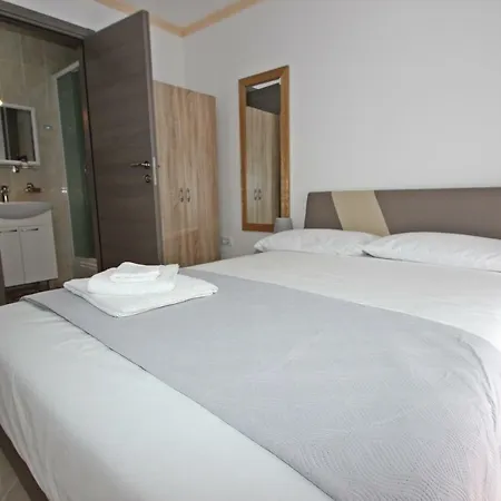 Amanda Guest house
